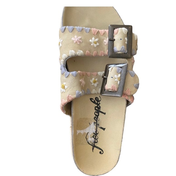 FREE PEOPLE Wildflowers Footbed Embroidered Floral Leather Slide Sandals Size 38 - Picture 10 of 10